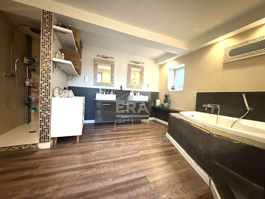 Maison à PONT-A-VENDIN