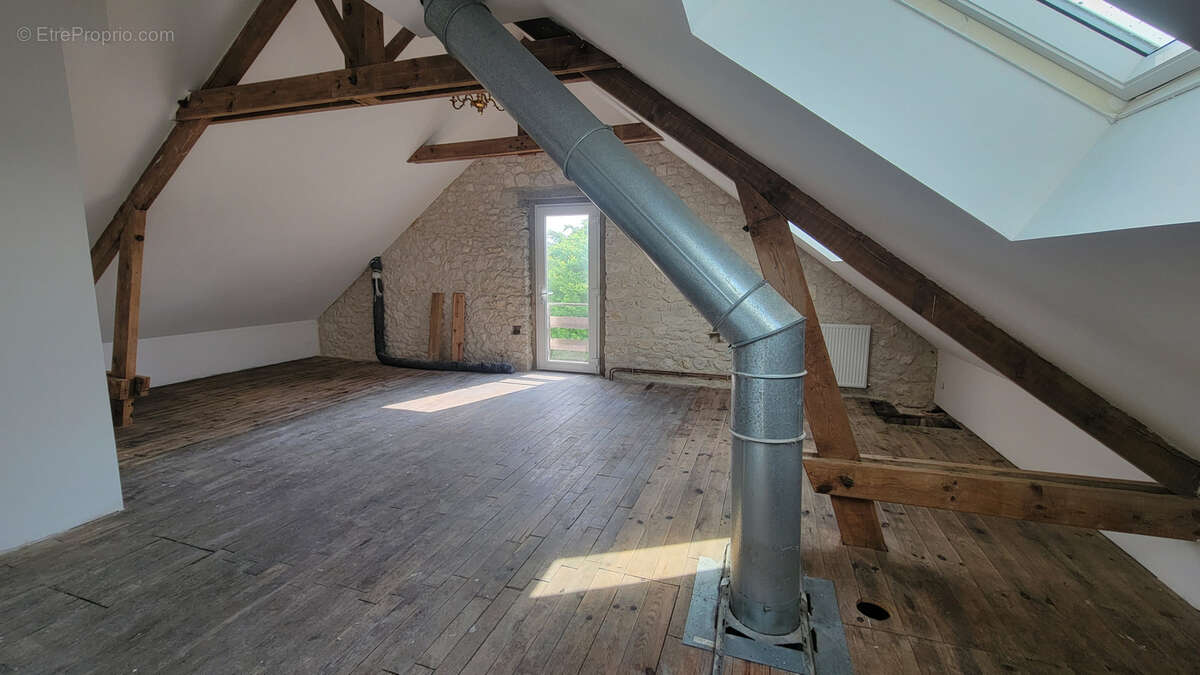 Maison à BRAY-SUR-SEINE