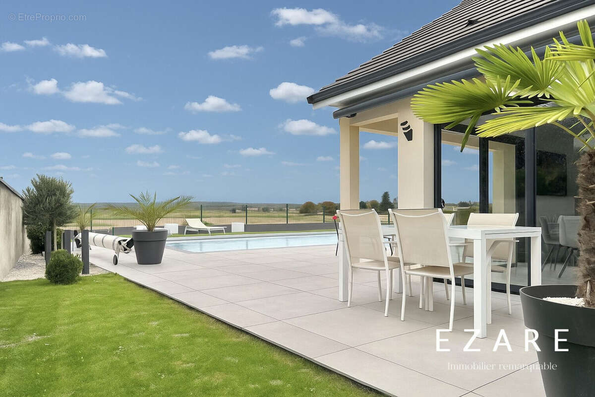 Maison à MARCILLY-SUR-TILLE