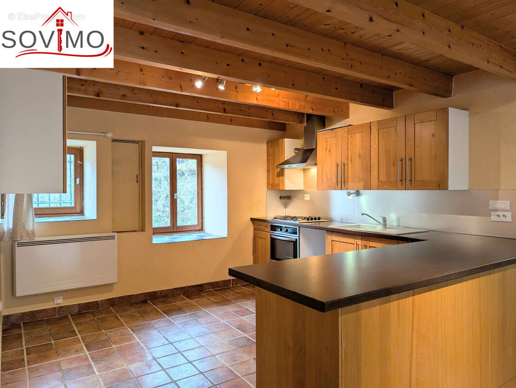 Maison à AVAILLES-LIMOUZINE