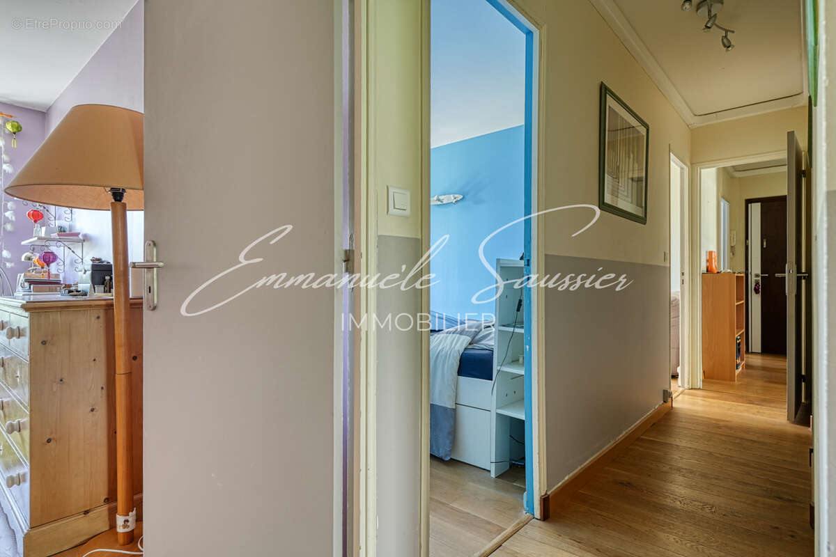 Appartement à VILLE-D'AVRAY