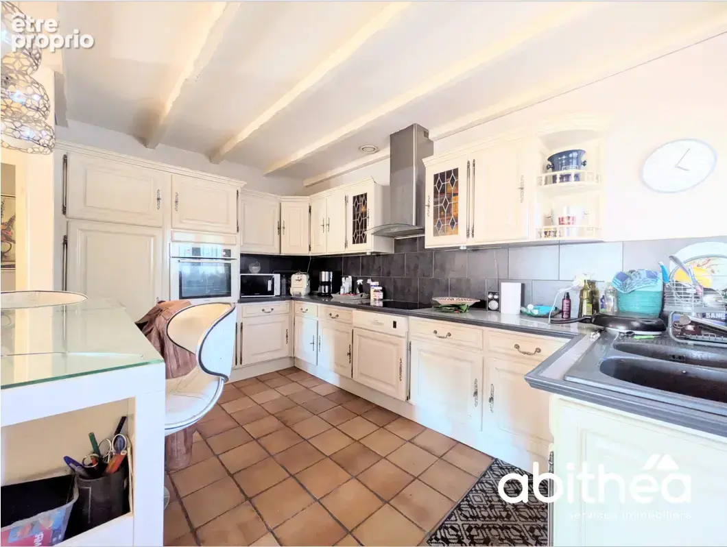 Viager occupé - Maison 5 pièces - 139 m2 - Bouquet 49 620 euros - Rente 807 euros/mois - Saint-Denis-de-Pile ( - photo 20