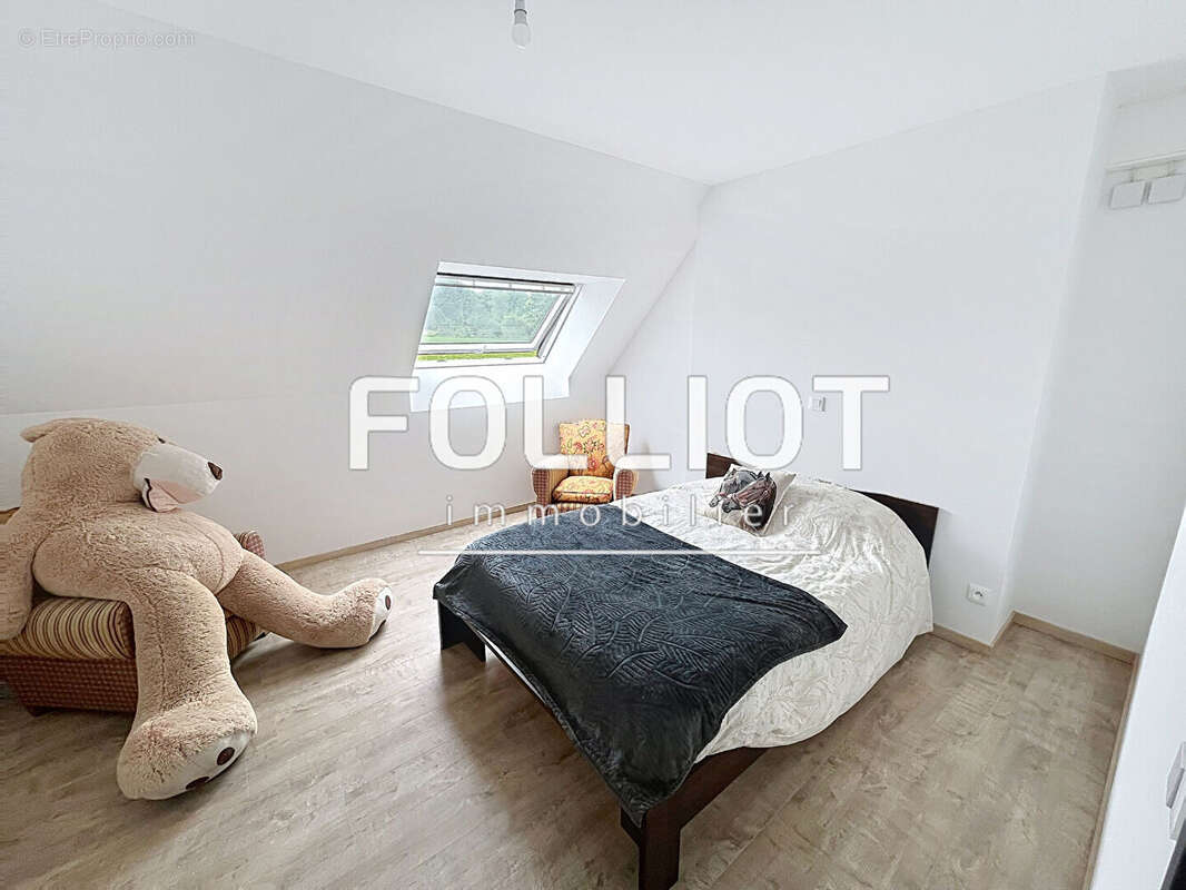A VENDRE Maison à vendre 7 pièces à Le Grand Celland - photo 10