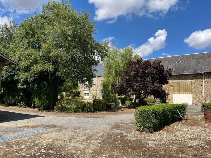 Maison à AUNAY-SUR-ODON