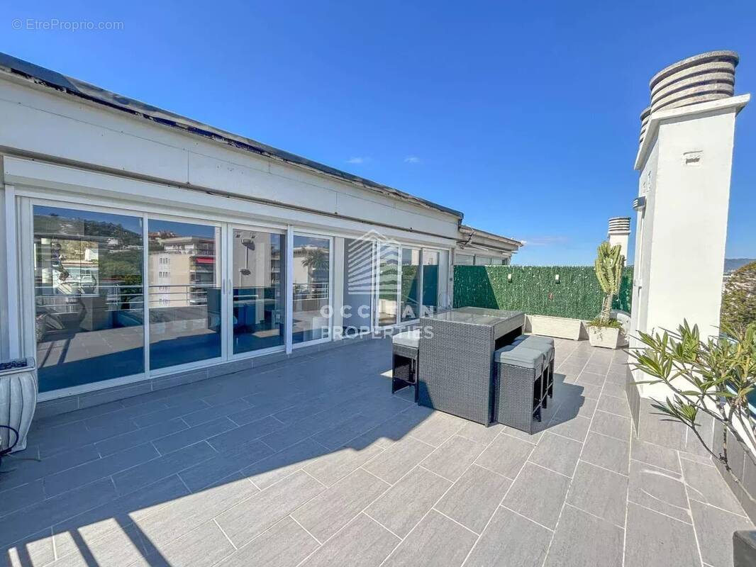 Appartement à CANNES