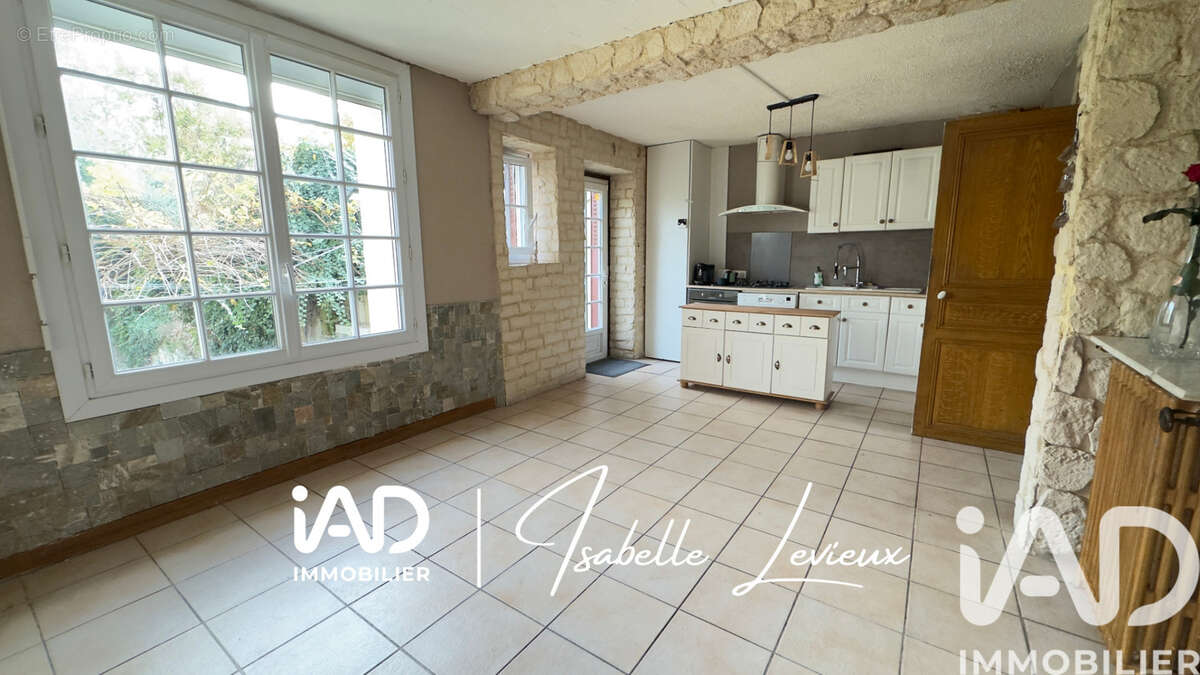 Photo 4 - Maison à JUZIERS
