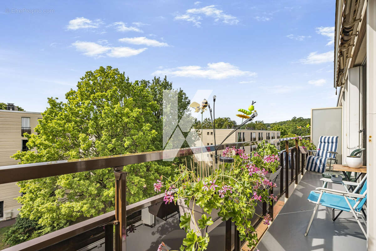 Balcon - Appartement à L'ISLE-ADAM