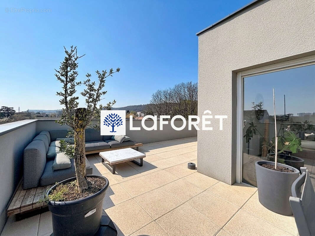 Appartement à SAINT-MAURICE-DE-BEYNOST