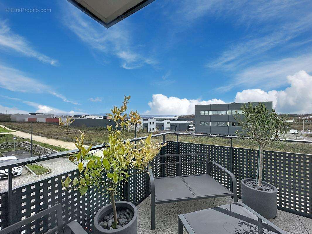 Appartement à CHASSE-SUR-RHONE