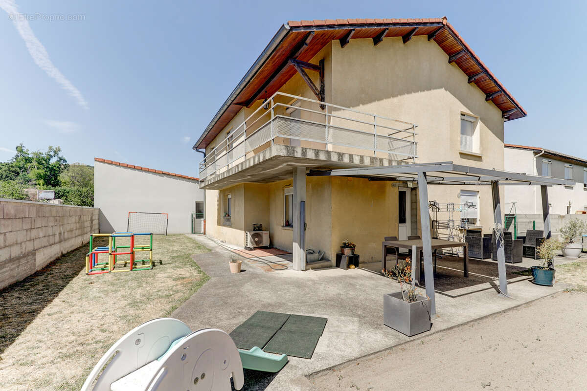 Grande maison familiale à Blanzat - photo 21