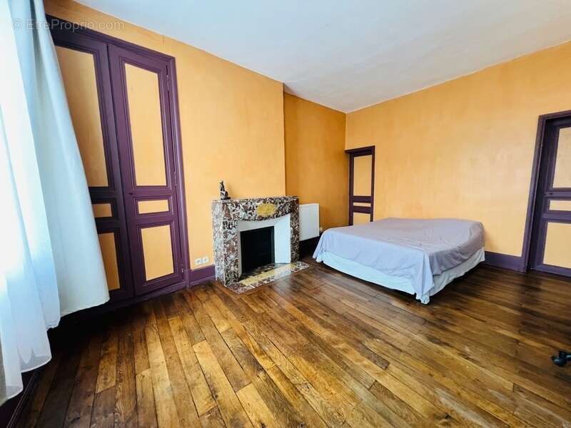 Maison à CHATELLERAULT