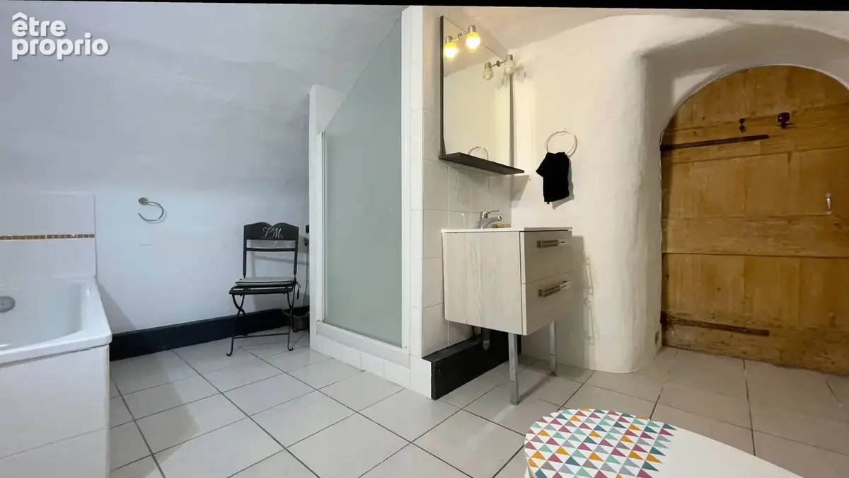 À 10 min d’Uzès, maison de village à réinventer avec terrasse panoramique - photo 21