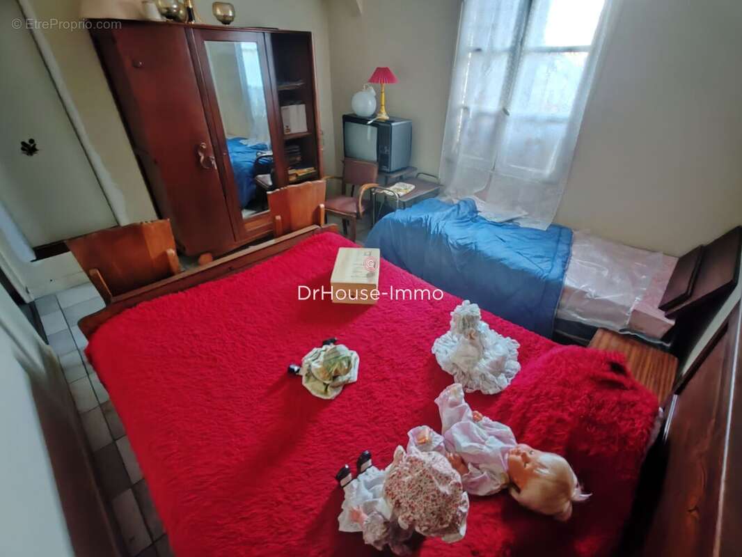 Maison à PORT-DE-PILES