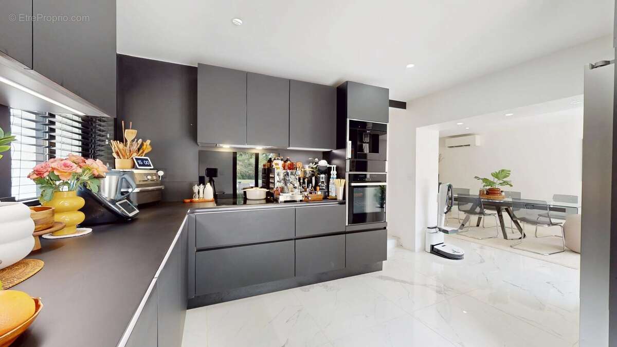 Maison 170 m² à Charmentray  - photo 15
