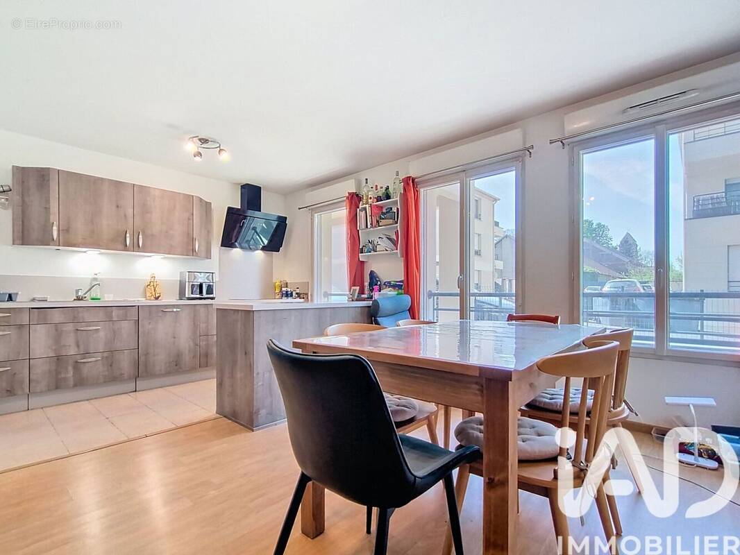 Photo 1 - Appartement à MARLY-LA-VILLE