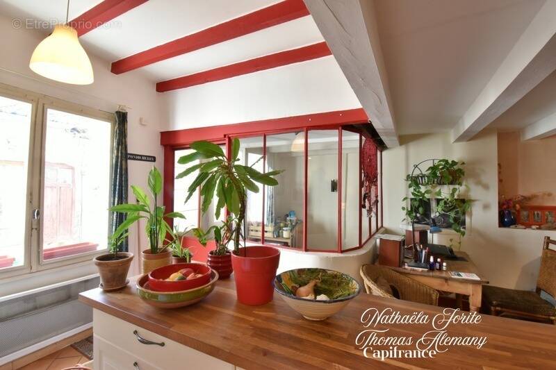 Appartement à FORCALQUIER