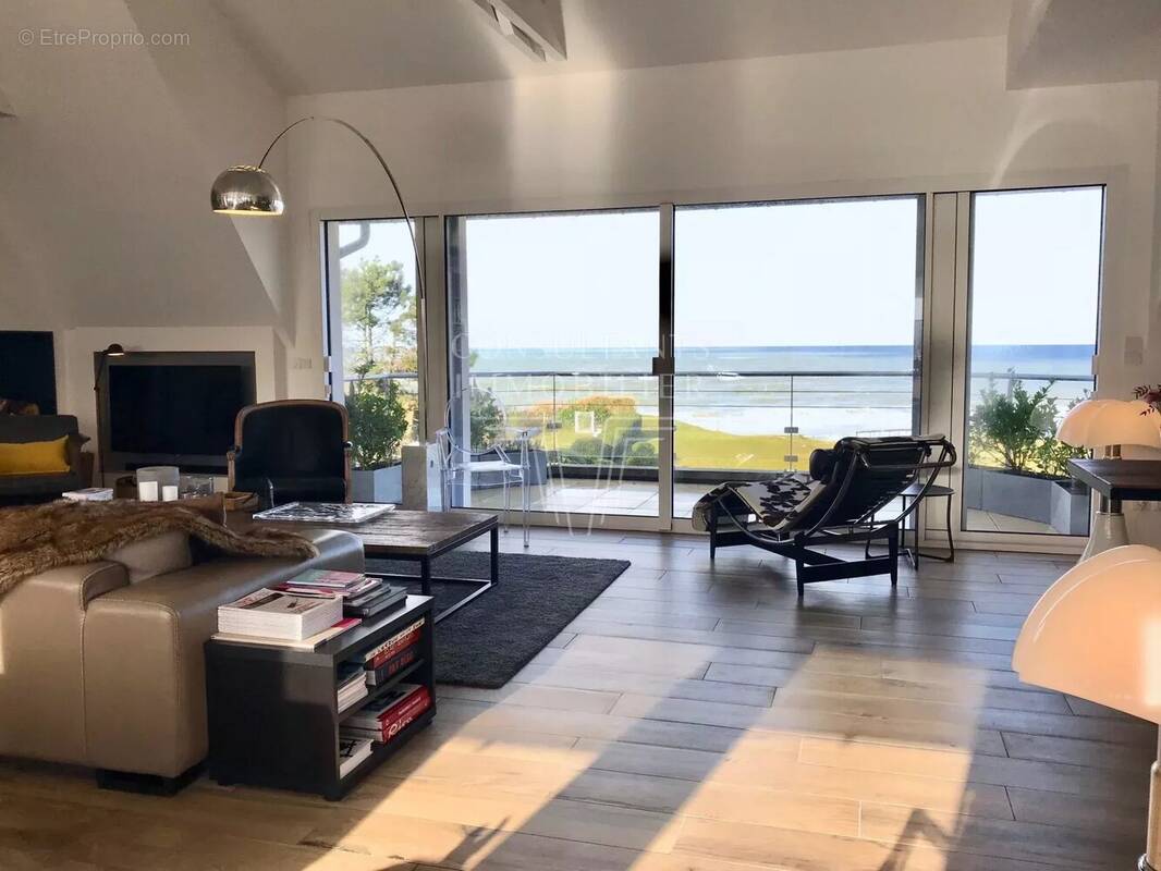 Appartement à DEAUVILLE