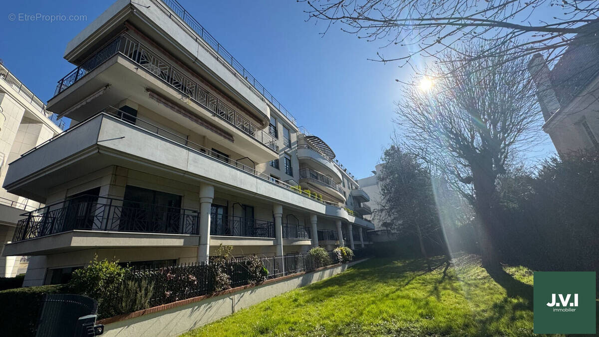 Appartement à ENGHIEN-LES-BAINS