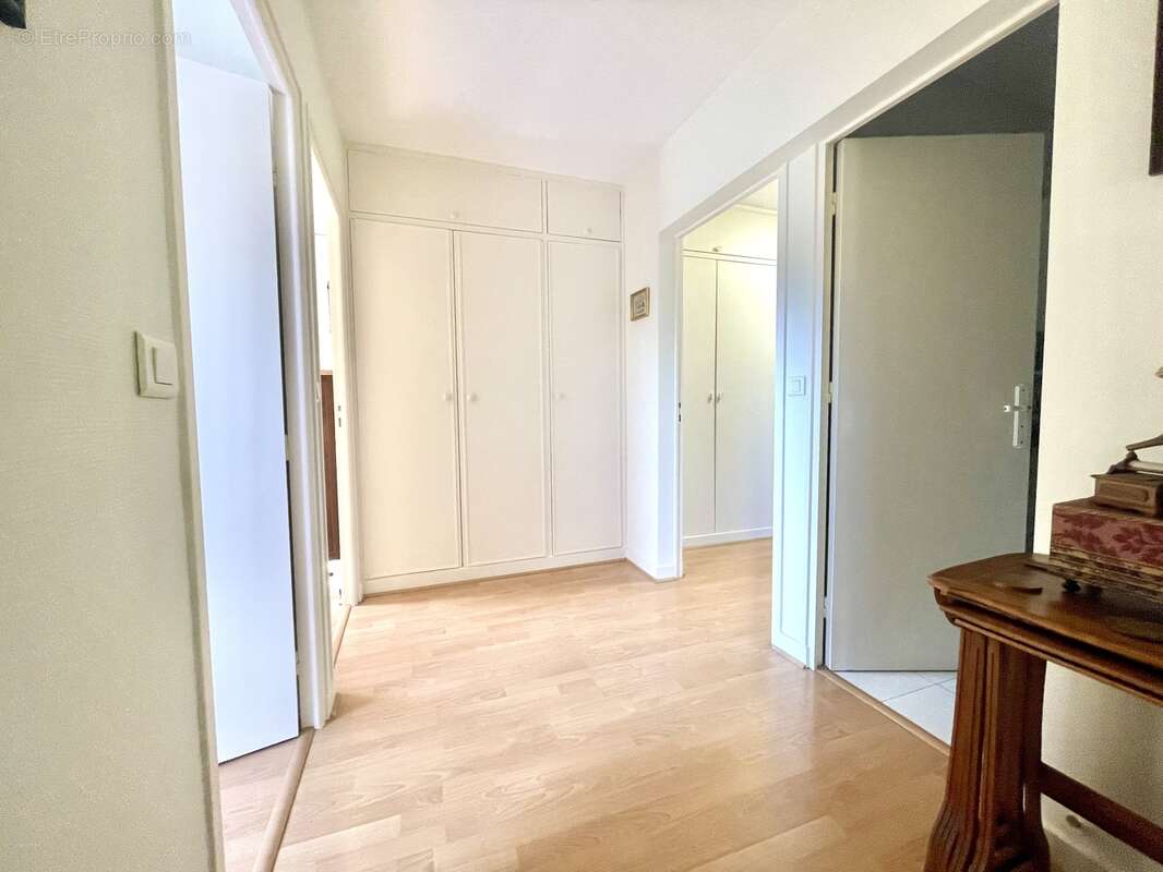 Palier étage - Appartement à NANTES