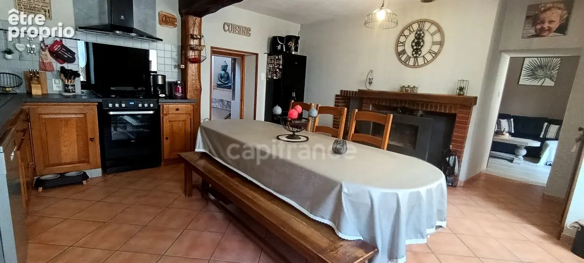 Virginie Masson – Capifrance vous propose cette maison en pierre de 92 m² pleine de charme, située à Seignelay, proche des comme - photo 10