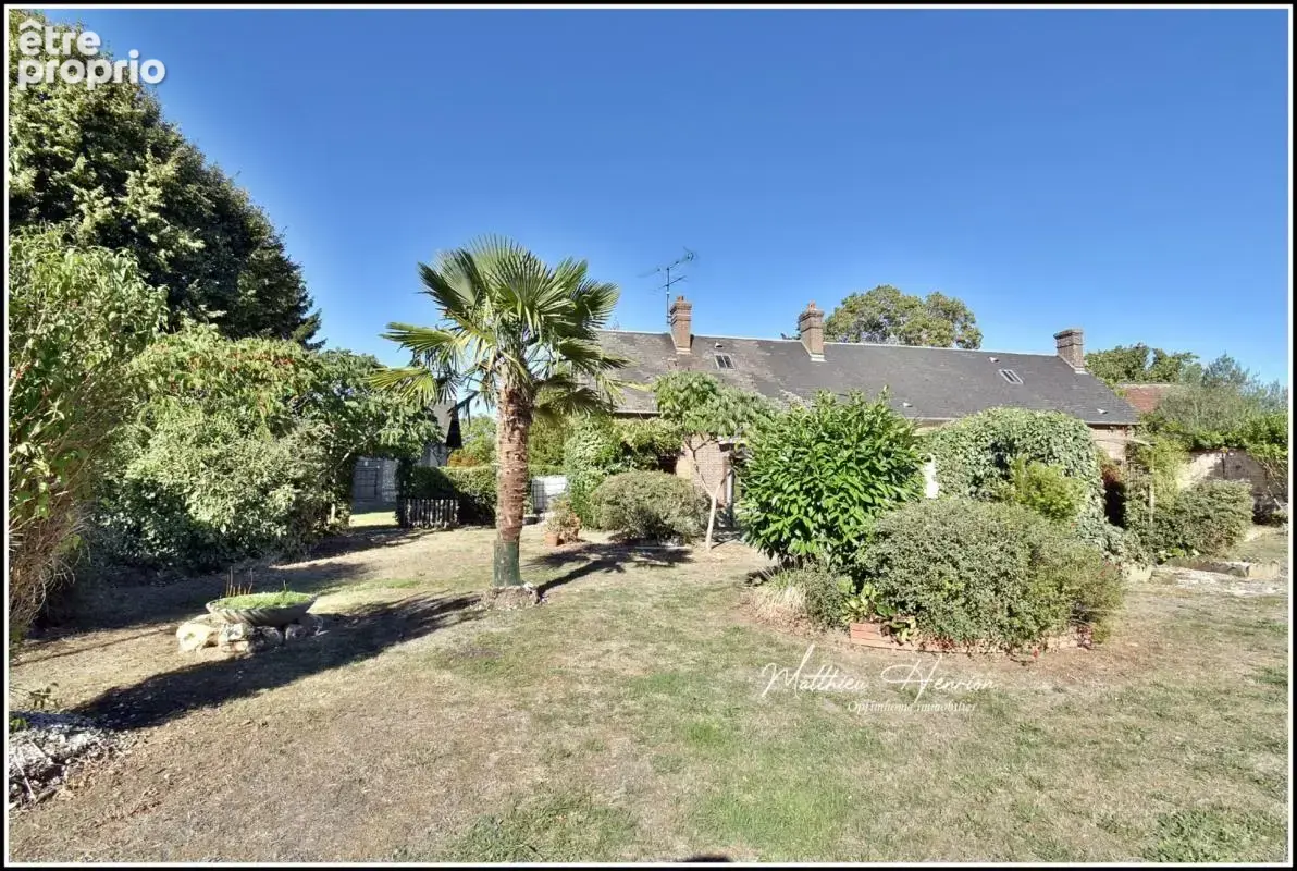 Les baux-sainte-croix – ancien corps de ferme, deux maisons et 300 m² de dépendances sur plus d’un hectare - photo 2
