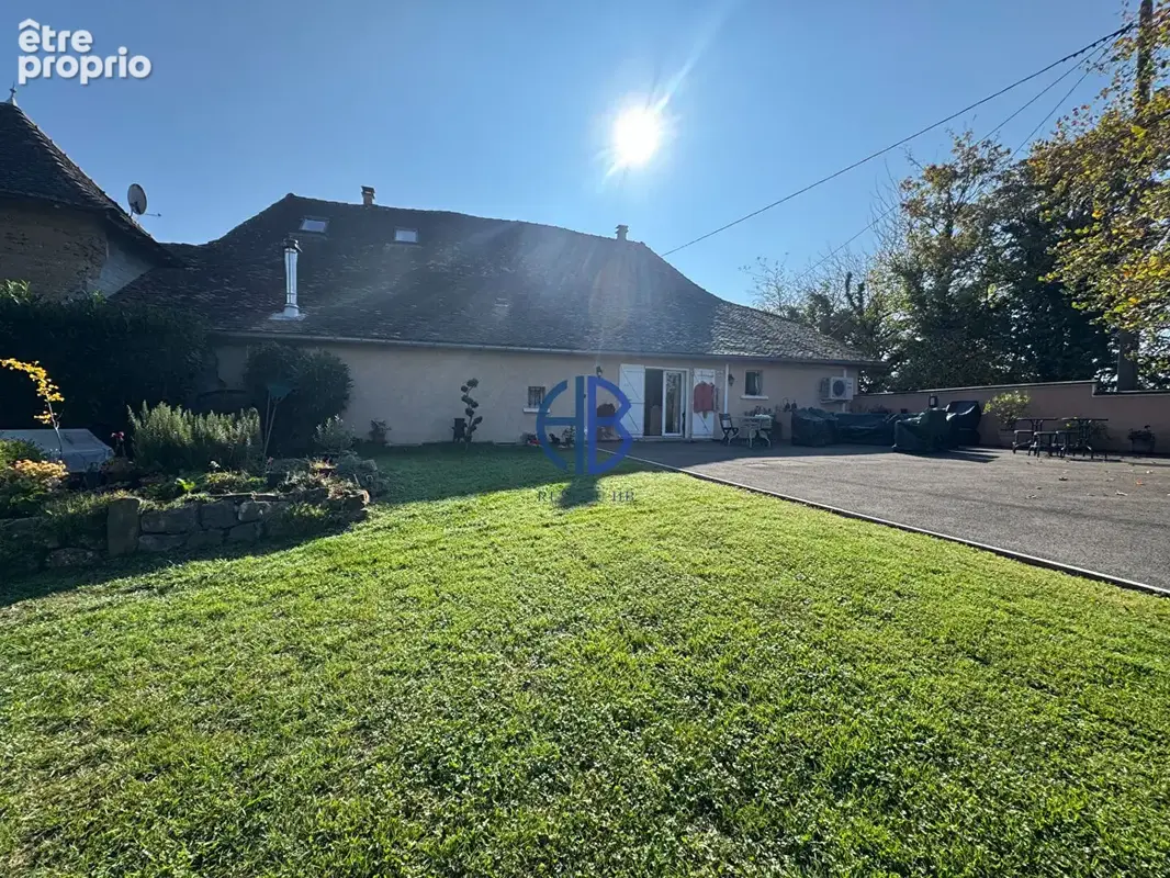 Maison Les Avenieres Veyrins Thuellin 7 pièce(s) 95 m2 - photo 2