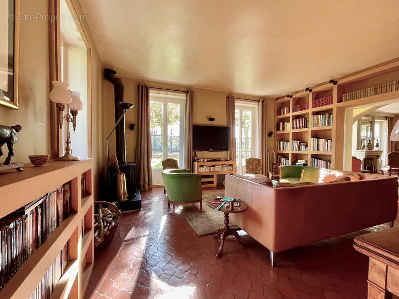 Maison à SAINT-MARTIN-DE-SEIGNANX