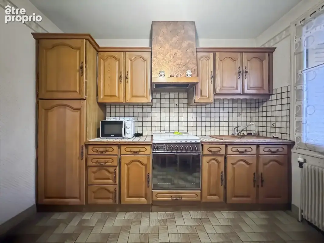 Maison a renover - photo 8
