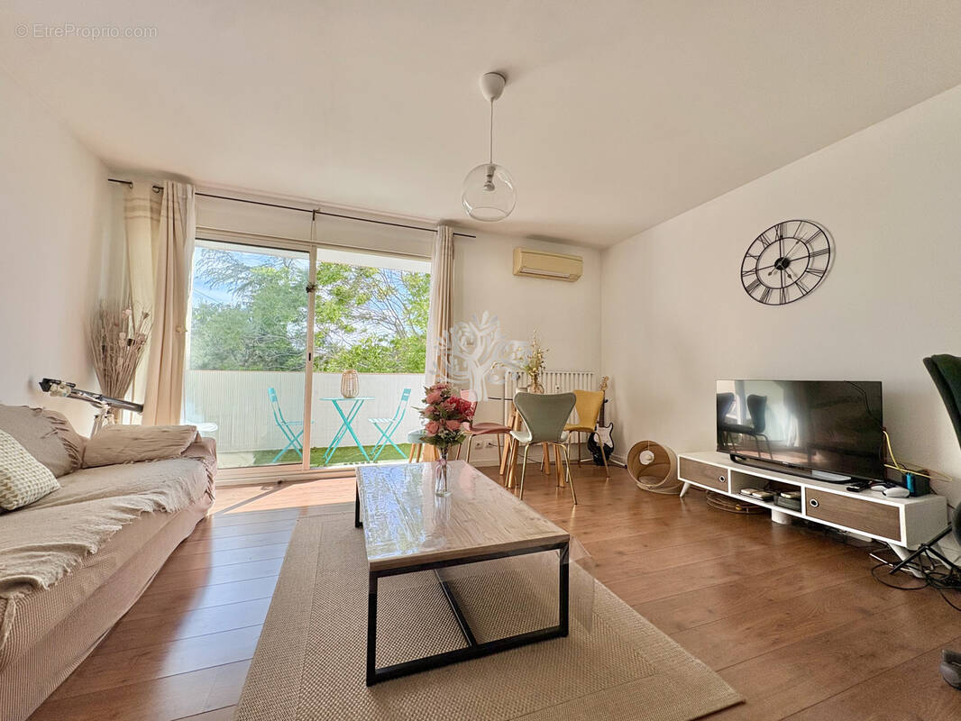 Appartement à SANARY-SUR-MER