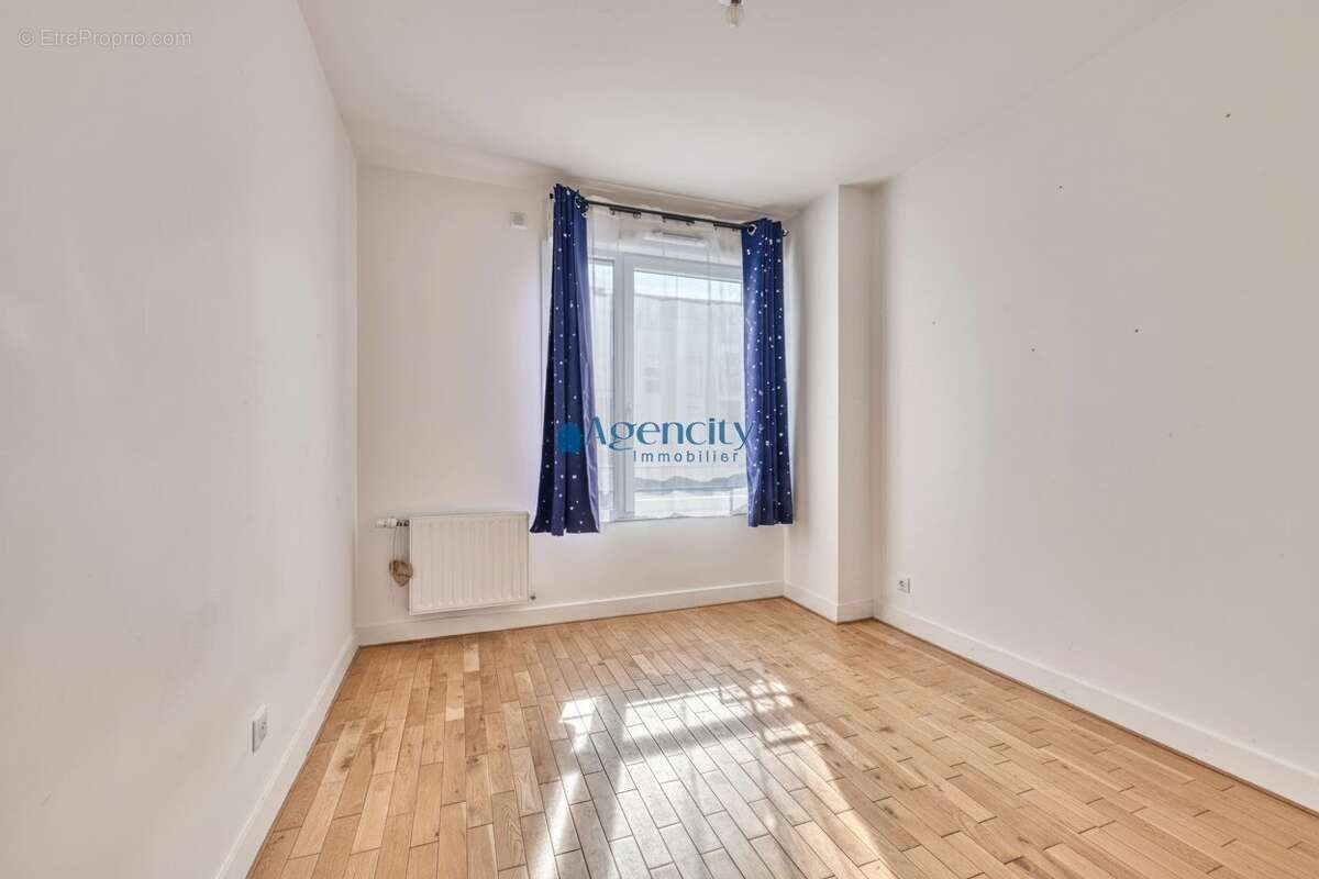 Appartement 64 m² à Noisy-Le-Grand  - photo 4