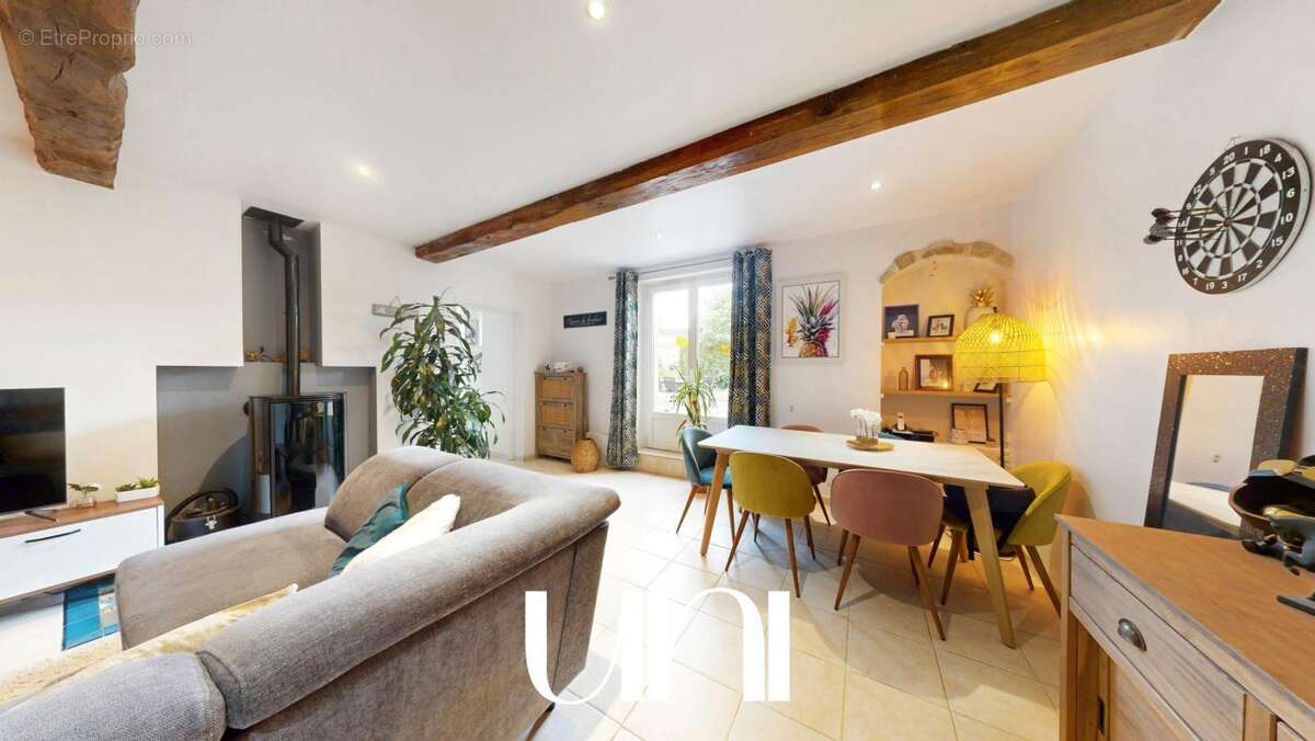 Maison à FONTENAY-LE-PESNEL