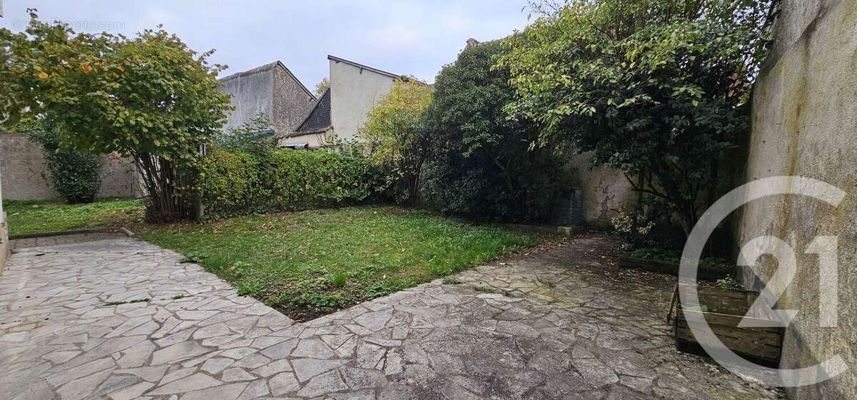 Maison à CHATEAUDUN