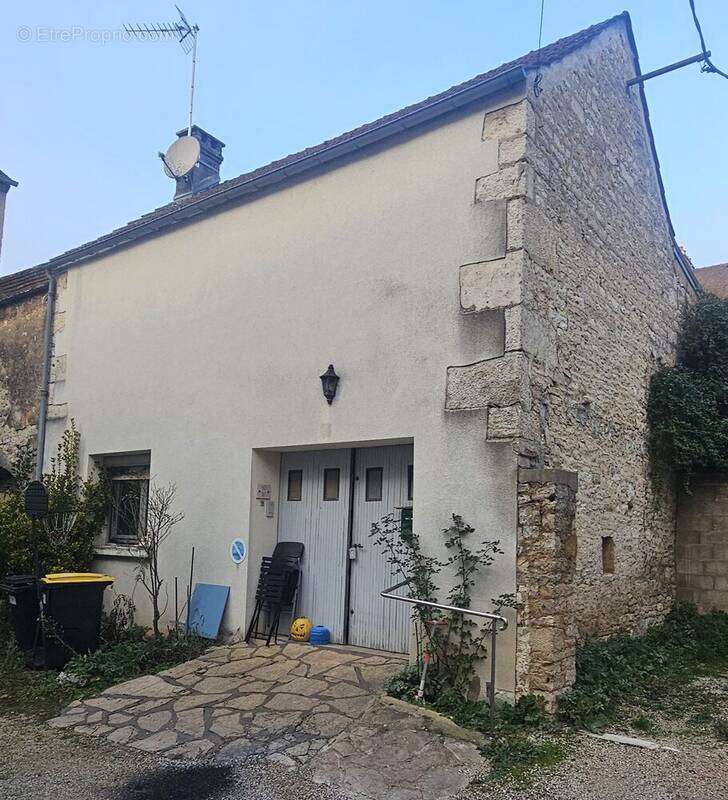 Maison à NUITS-SAINT-GEORGES