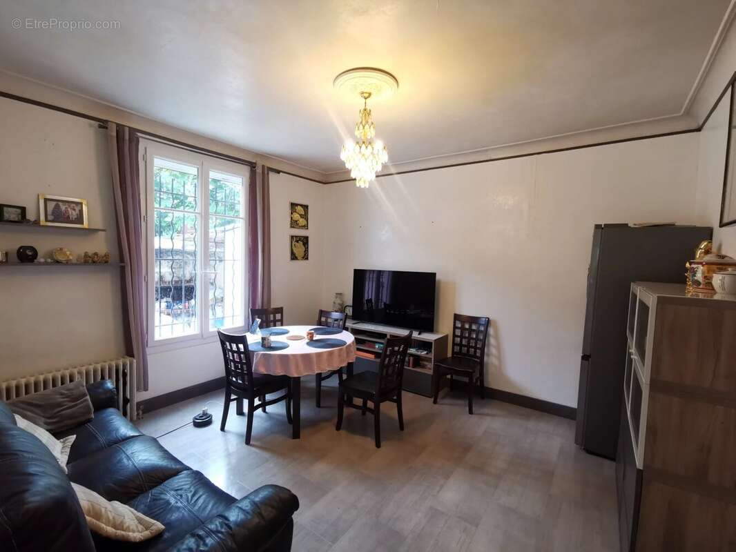 Maison à VITRY-SUR-SEINE