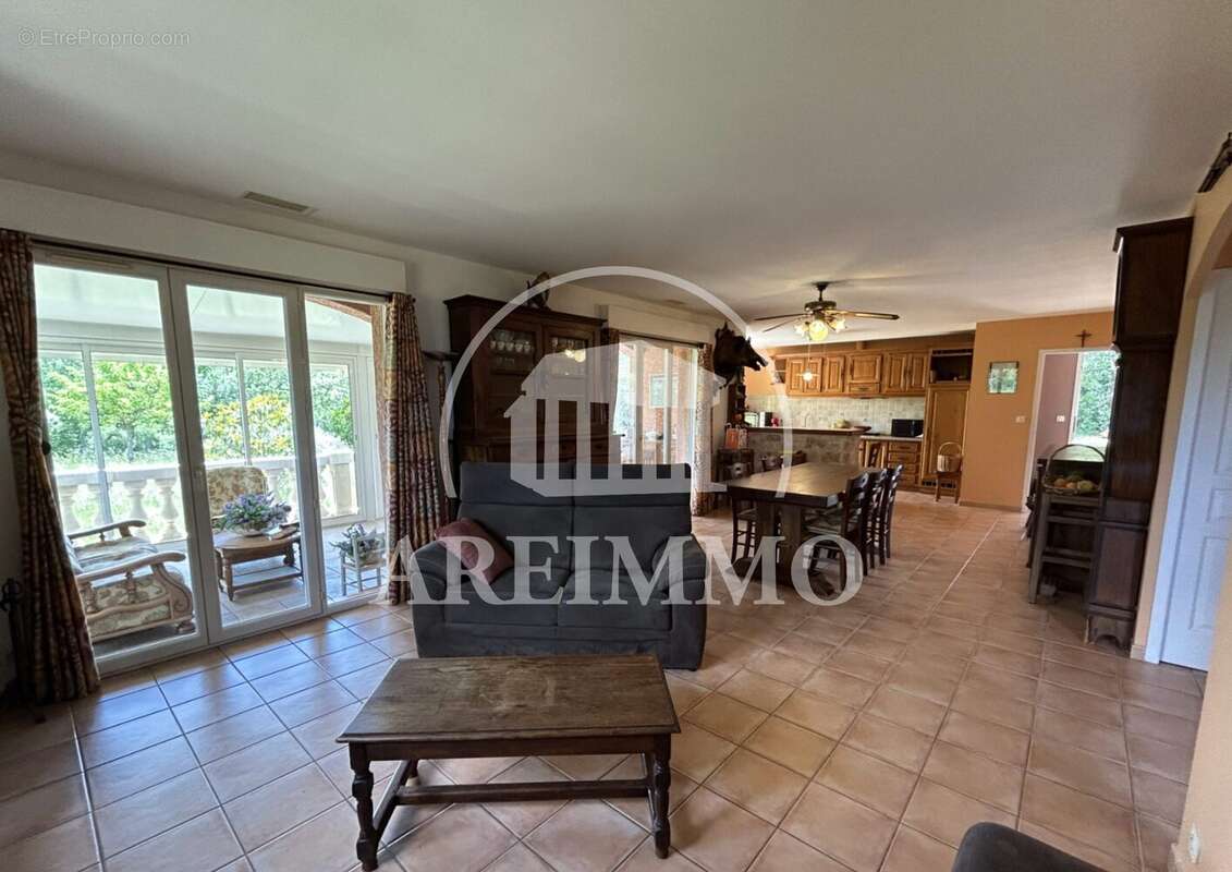 Maison 4 pièces 97 m² à vendre à Causse-De-La-Selle (34380) - photo 5