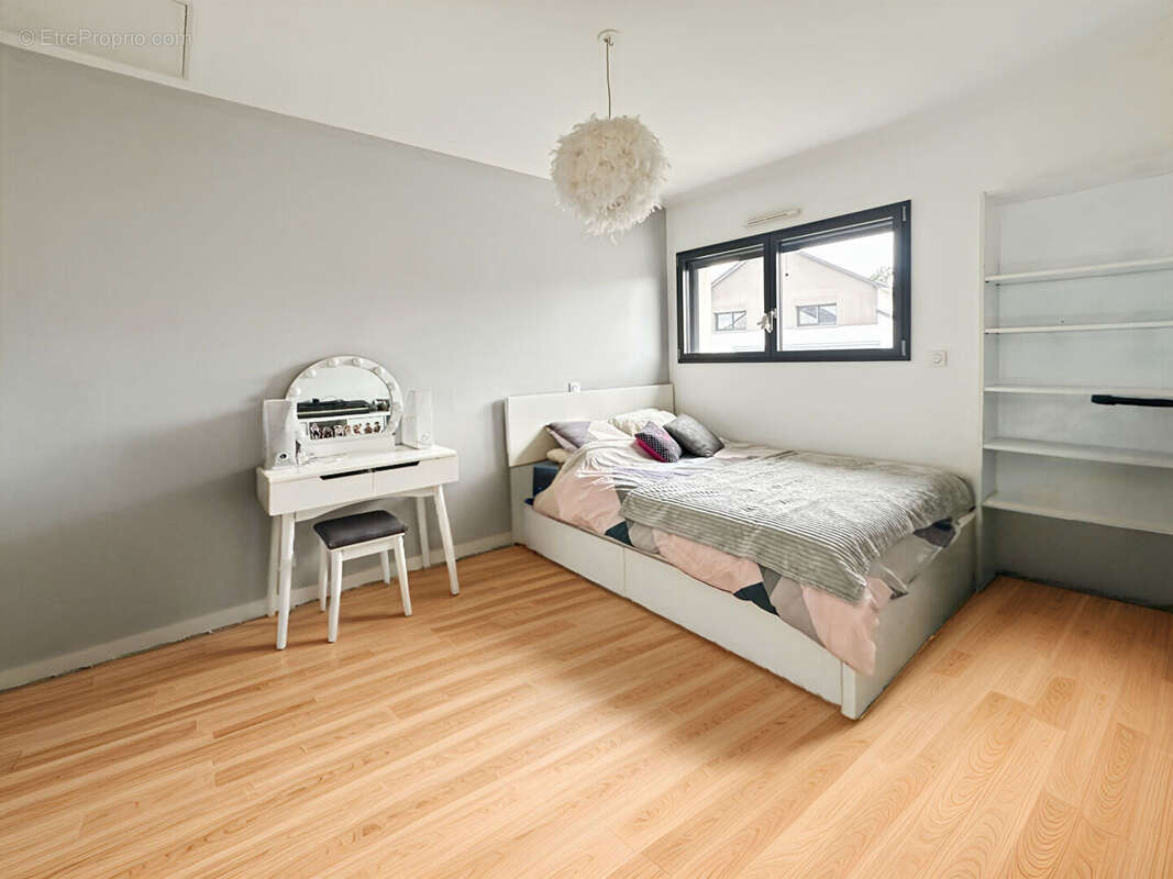 Maison à THORIGNE-FOUILLARD