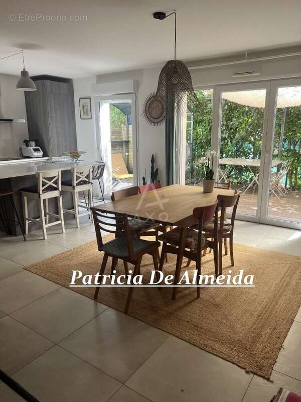 Maison à SAINT-MARTIN-DE-SEIGNANX