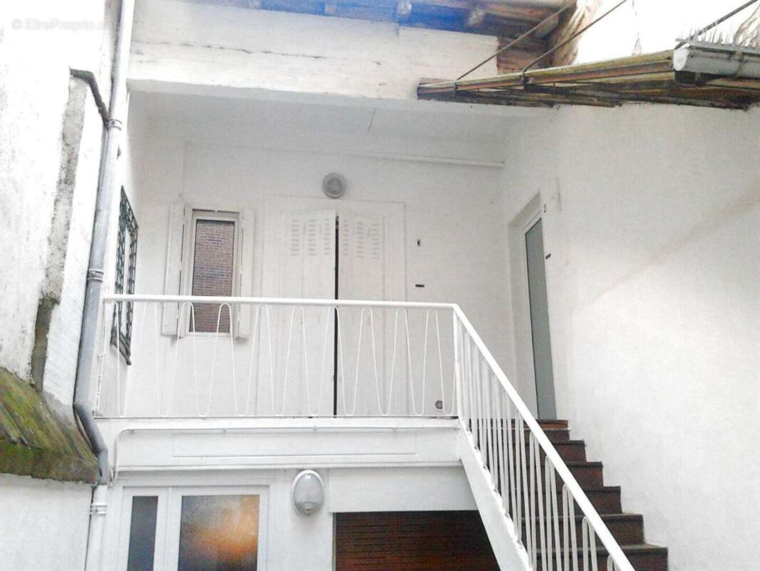 Appartement à SAINT-SULPICE-SUR-LEZE