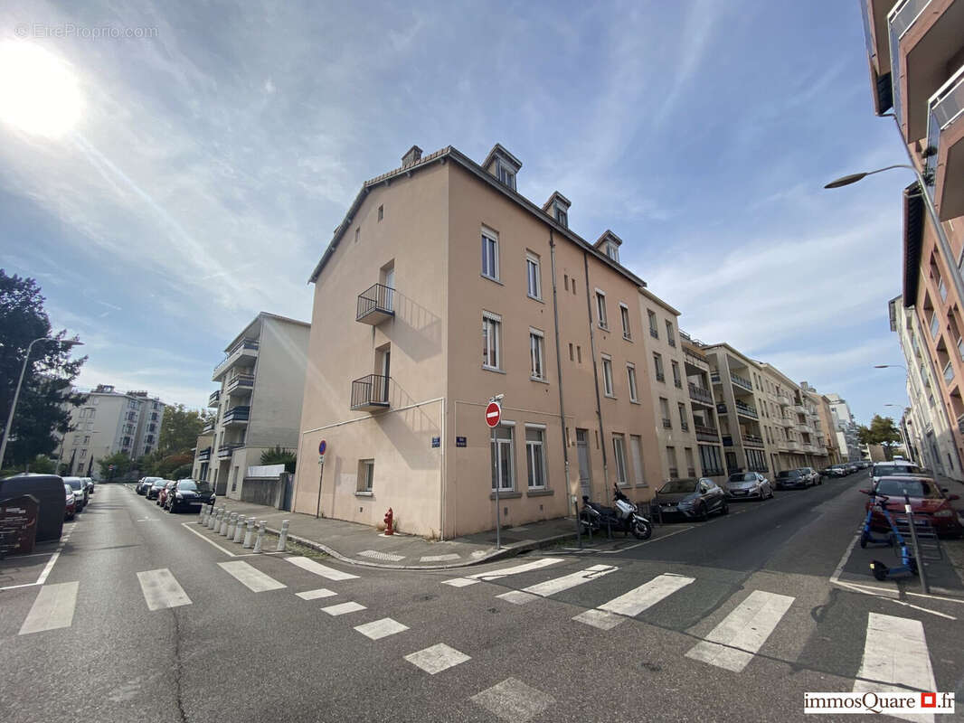 Appartement à LYON-8E
