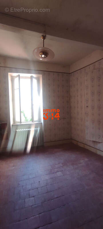 Maison à AIGUES-VIVES