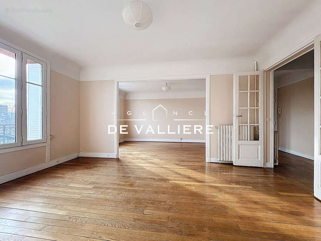 Appartement à NANTERRE