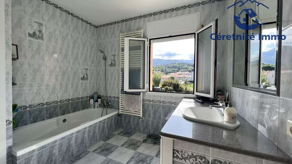 Villa lumineuse grand terrain - photo 13