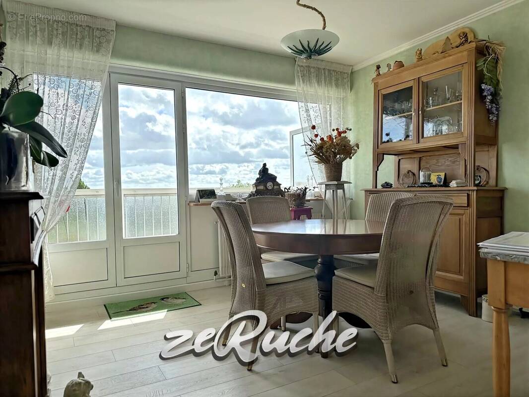 Appartement à HEROUVILLE-SAINT-CLAIR