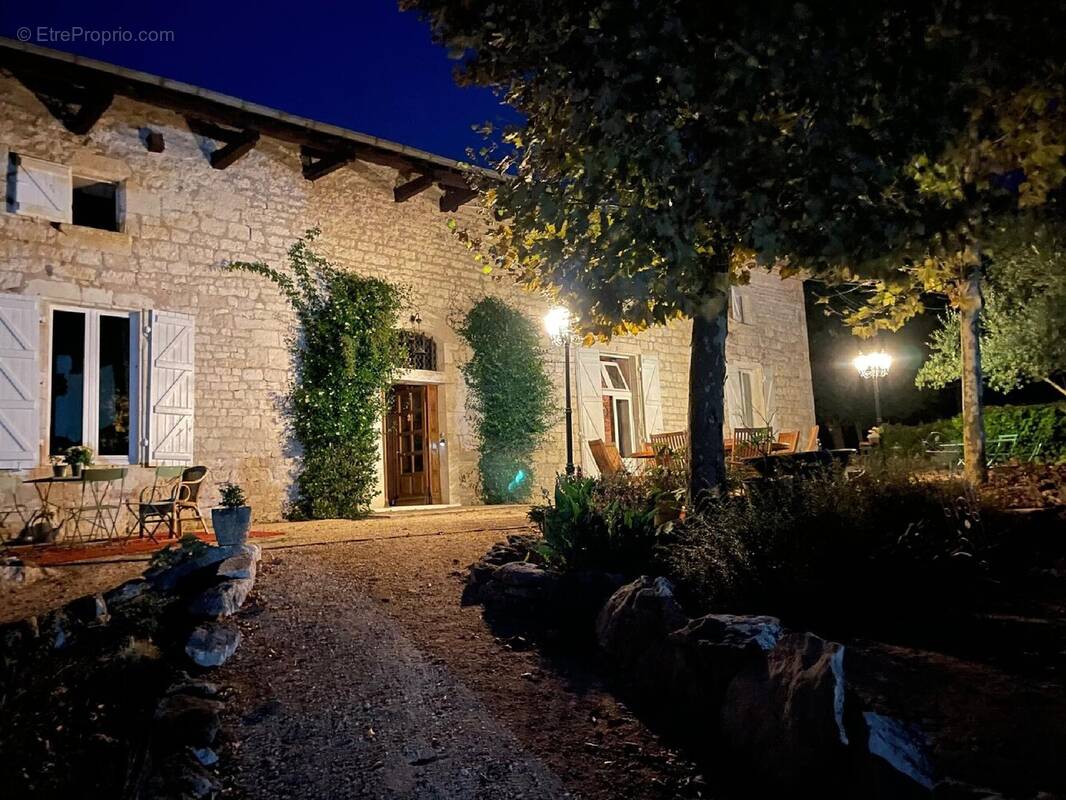 Maison à MONFLANQUIN