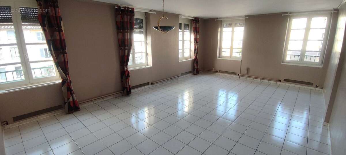 Appartement 131 m² à Vienne  - photo 2