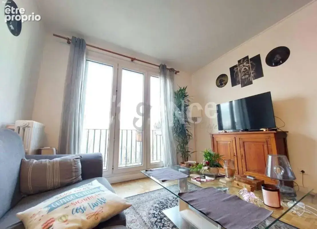 Photo Appartement à Les Pavillons-Sous-Bois au prix de 159 000€