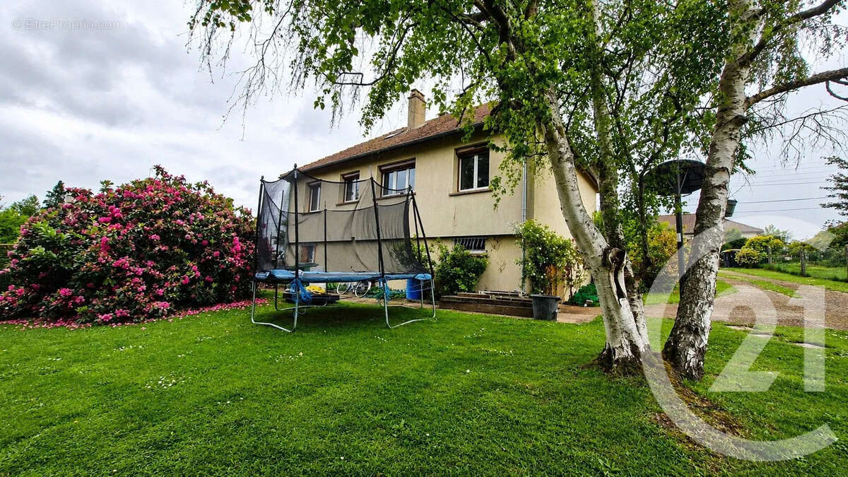 Maison à BERNAY