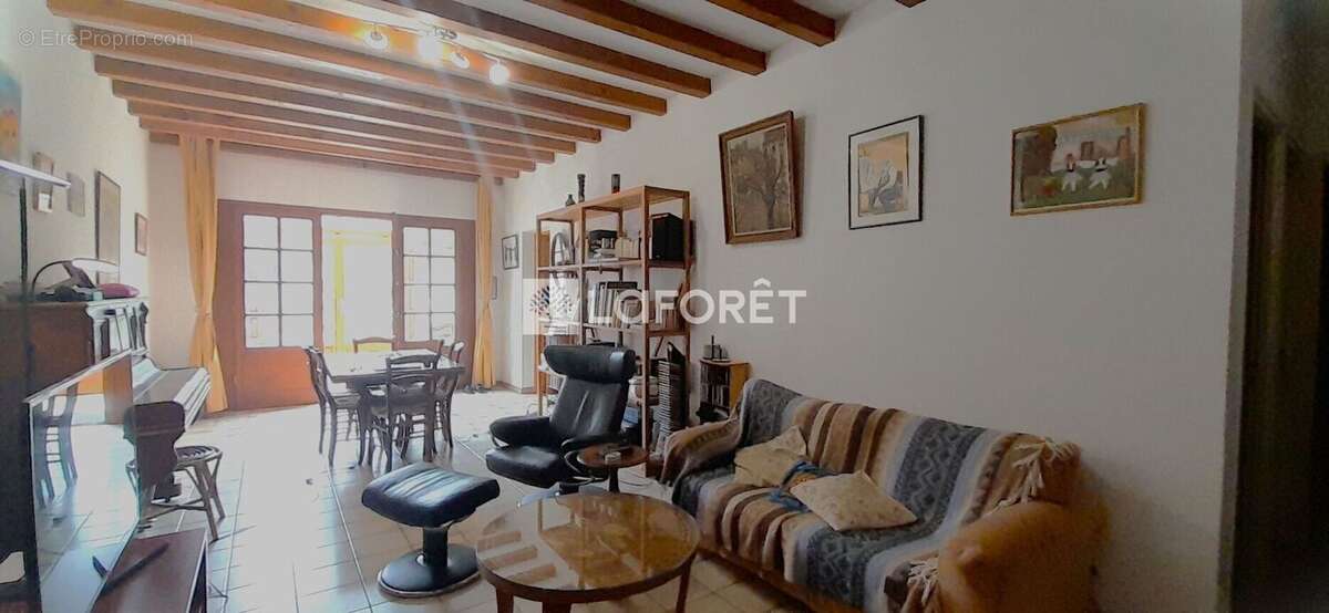 Maison à LABERGEMENT-DU-NAVOIS