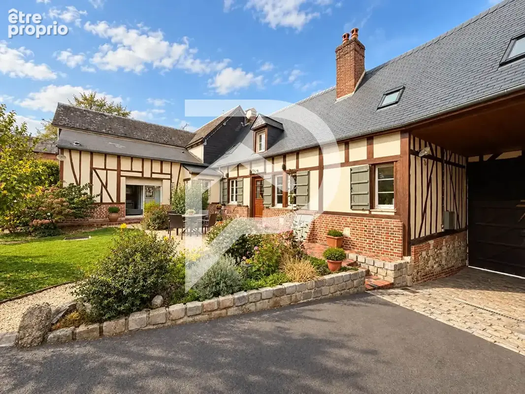Maison à CREVECOEUR-LE-GRAND