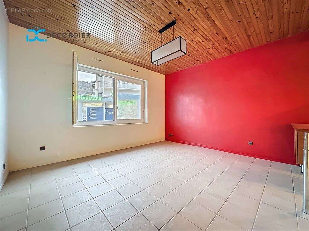 Appartement à NEUVECELLE